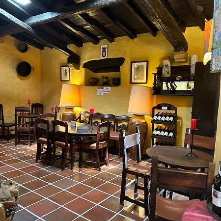 Alojamento de Acomodação e Pequeno-almoço Casa Do Poço 4*